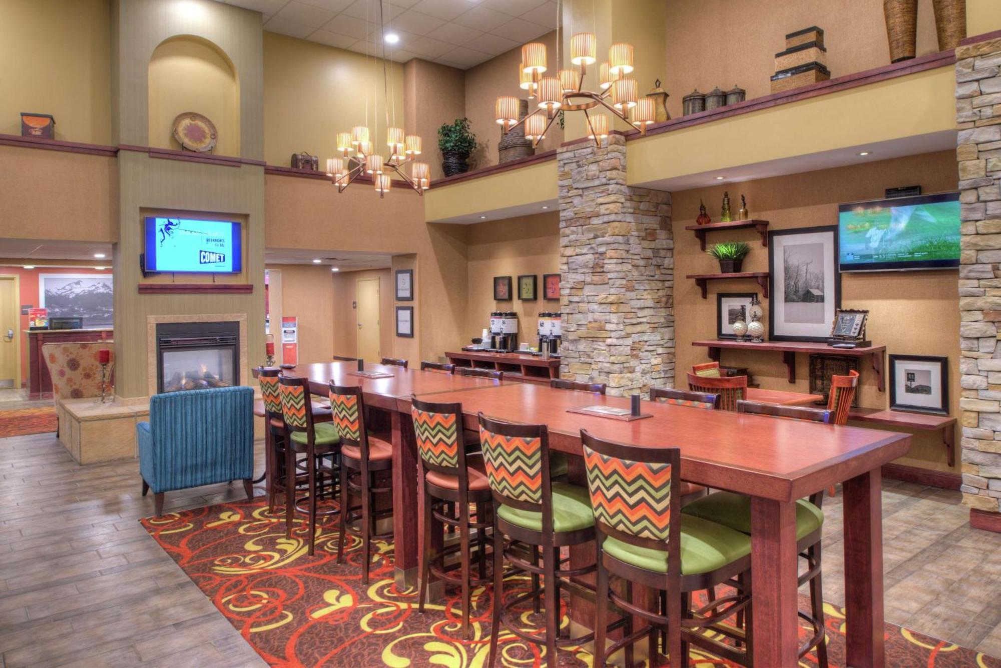 Hampton Inn & Suites Rifle Buitenkant foto