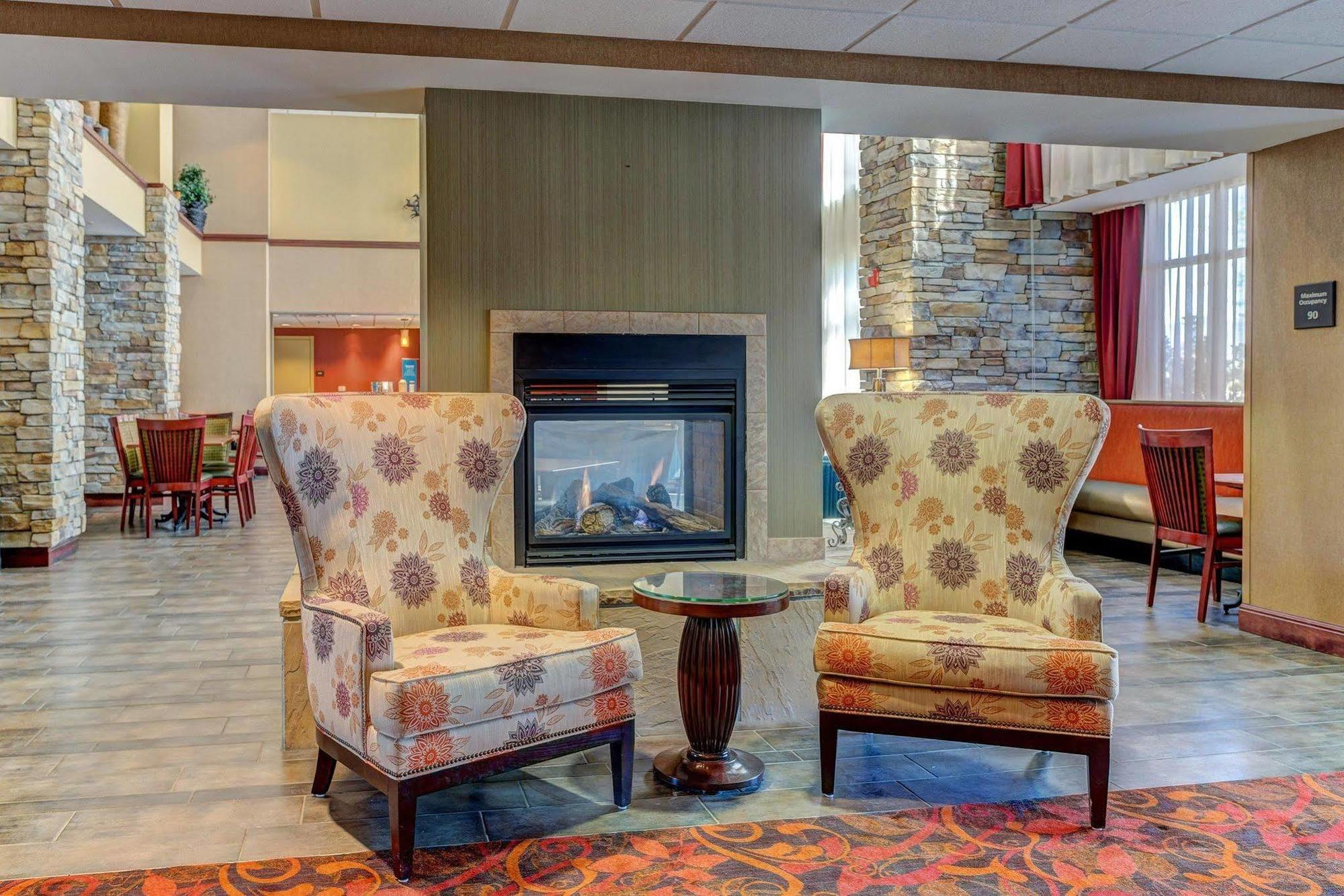 Hampton Inn & Suites Rifle Buitenkant foto