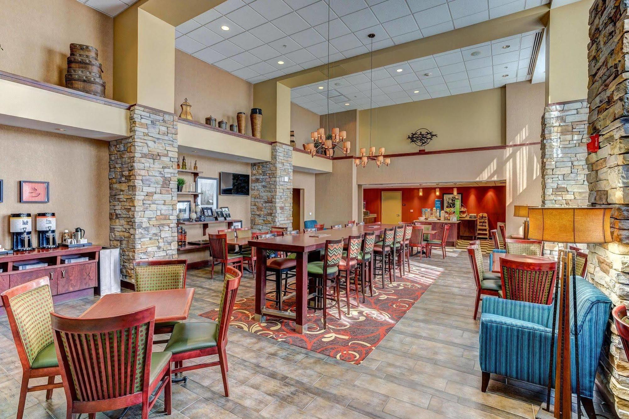 Hampton Inn & Suites Rifle Buitenkant foto